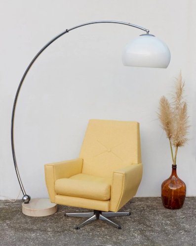 Jakob, le fauteuil en tissu N°708