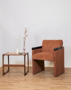Jakob, the corduroy armchair No. 109