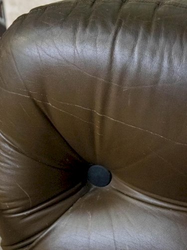 Jakob, le fauteuil KNOLL en simili cuir N°717