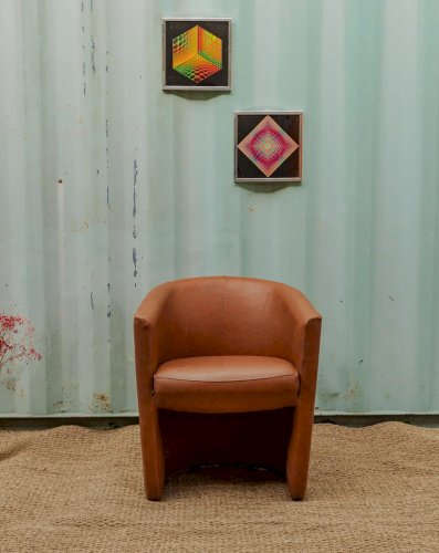 Jakob, le fauteuil marron en simili cuir N°729