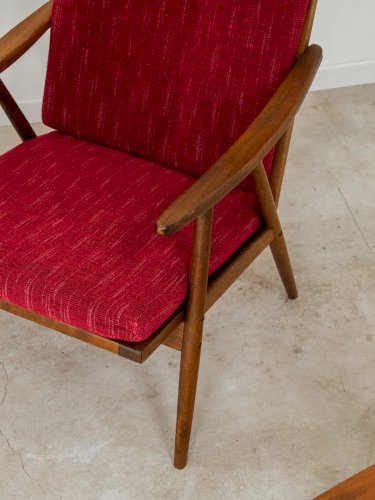 Jakob, le fauteuil rouge N°435
