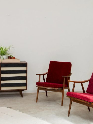 Jakob, le fauteuil rouge N°435