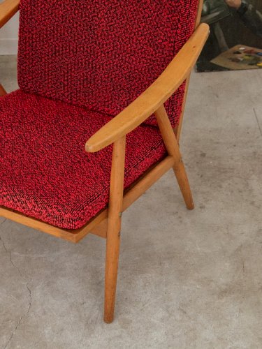 Jakob, le fauteuil rouge N°437