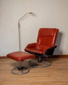 Jakob, le fauteuil simili-cuir rouge N°492