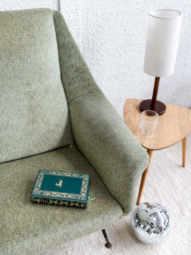 Jakob, le fauteuil vert moucheté N°734