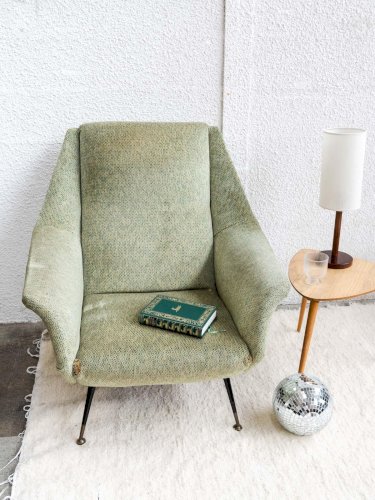 Jakob, le fauteuil vert moucheté N°734
