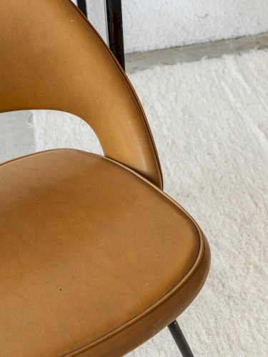 Jakob, le petit fauteuil Knoll N°262