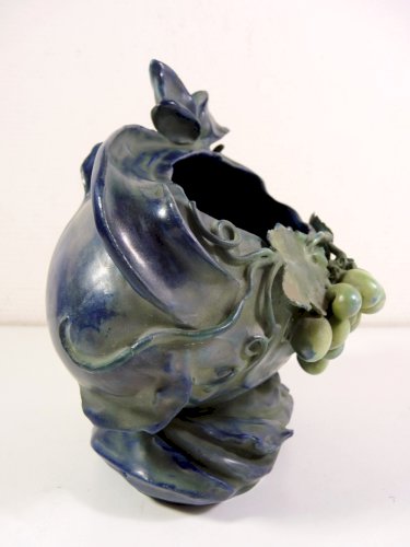 Jardinière AMPHORA Art Nouveau décor grappe de raisins signée