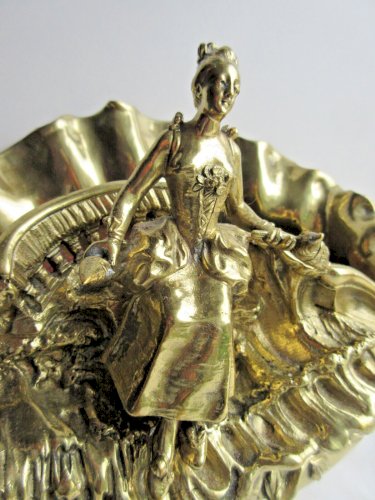 Jardinière bronze doré 7KG Femme assise sur le bord d'une fontaine: Napoléon III