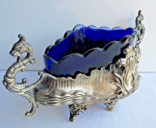 Jardinière de guéridon, métal blanc + coupe en verre bleu cobalt, style Louis XV