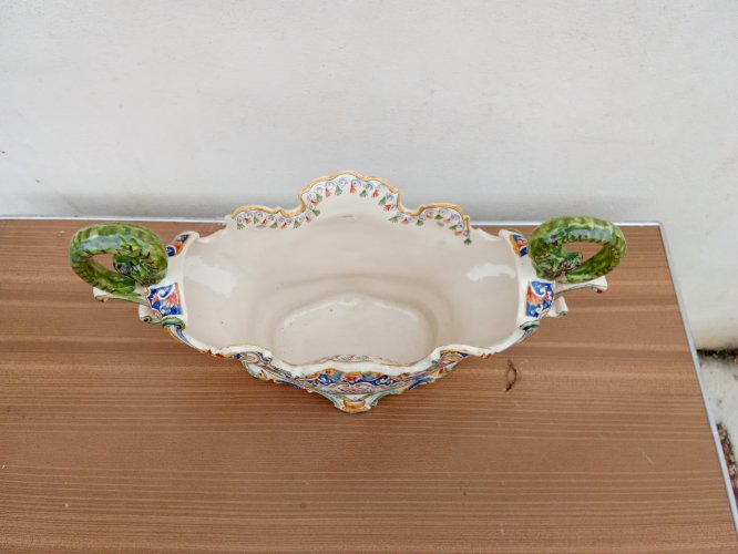 Jardinière en faience de Desvres des frères fourmaintraux
