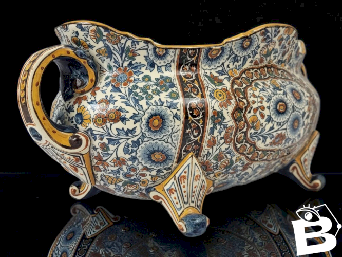 Jardinière en faience de Gien XIXeme decor Persan