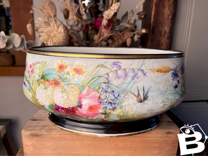 Jardinière Napoléon III en porcelaine de Paris