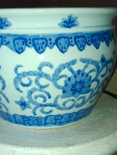 jardiniere / pot 20eme siecle chinois a decor floral en bon etat