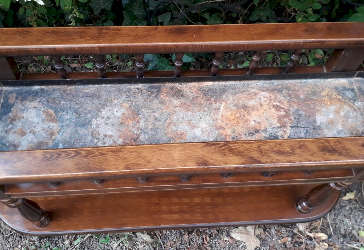 Jardinière sur pieds en bois