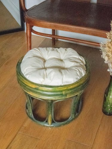 Jean-Philippe, le pouf en rotin vert N°77
