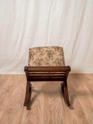 Jean-Philippe, le repose-pieds à bascule N°68