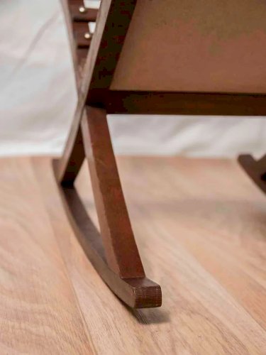 Jean-Philippe, le repose-pieds à bascule N°68