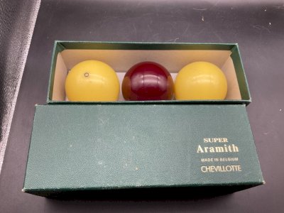 SUPER ARAMITH CHEVILLOTTE FRENCH BILLIARDS ANCIENT BALLS GAME