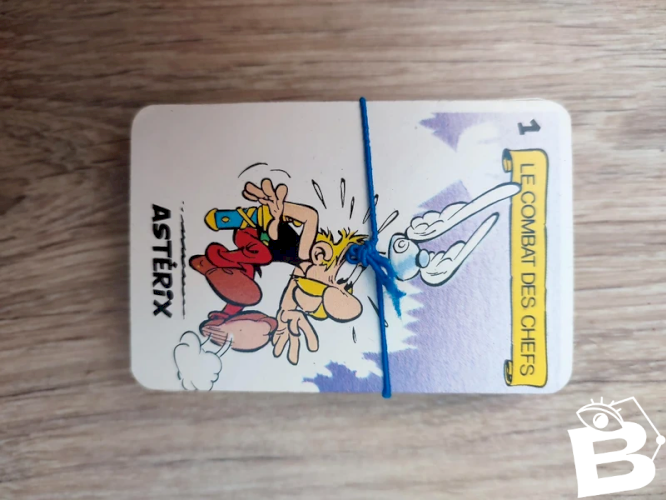Jeu de 7 familles Astérix en bon état