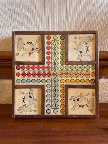 Jeu de dames et petits chevaux ancien