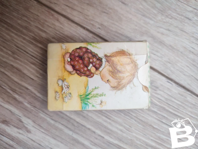 Jeu de mini cartes anciennes Betsey Clark en bon état