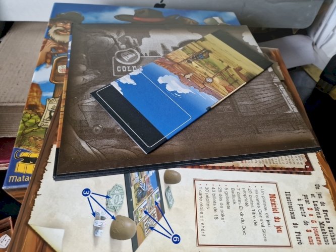 jeu de plateau Dice town , boite tres bon etat