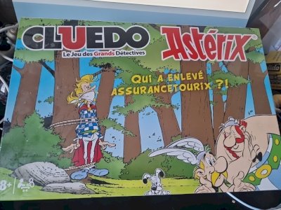 Hasbro Cluedo Asterix game new warranty film