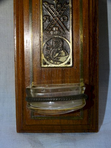 -JOLI ANCIEN BENITIER CROIX MURALE XIXe deco collection Religion Vitrine   D