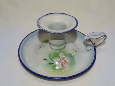 -JOLI ANCIEN BOUGEOIR A MAIN TÔLE EMAILLE EMAIL FLEURS ROSES COLLECTION BOUGIE D