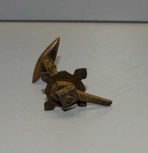 -JOLI ANCIEN BOUTON DE PORTE HORLOGE PENDULE COMTOISE METAL     D