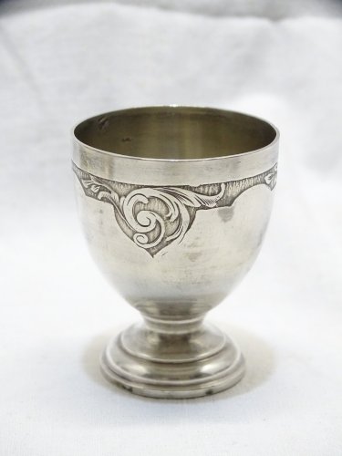 -JOLI ANCIEN COQUETIER ARGENT poinçon MINERVE 1 COLLECTION VITRINE déco TABLE
