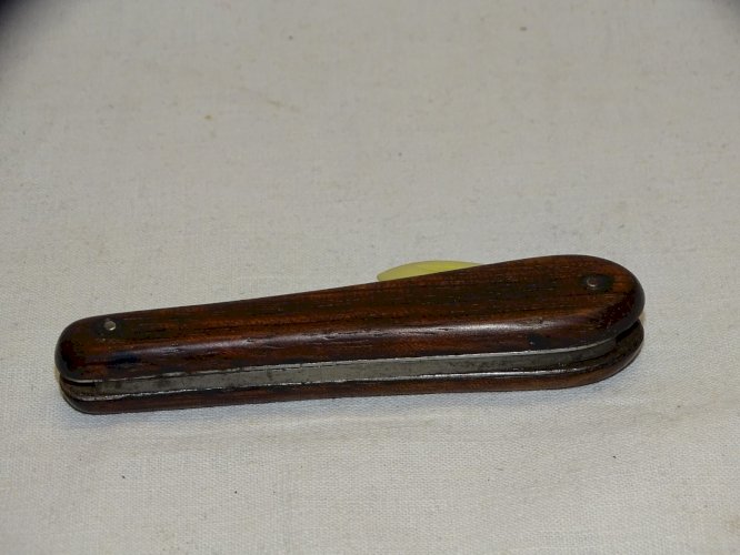 -JOLI ANCIEN COUTEAU GREFFOIR DE JARDINIER SANS MARQUE APPARENTE COLLECTION   D