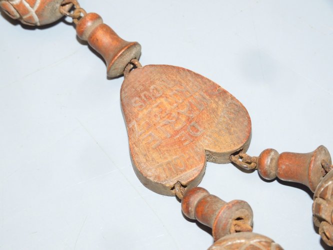 -JOLI ANCIEN GRAND ROSAIRE BOIS BOULES SCULPTEES COEUR de MARIE Jésus chapelet D