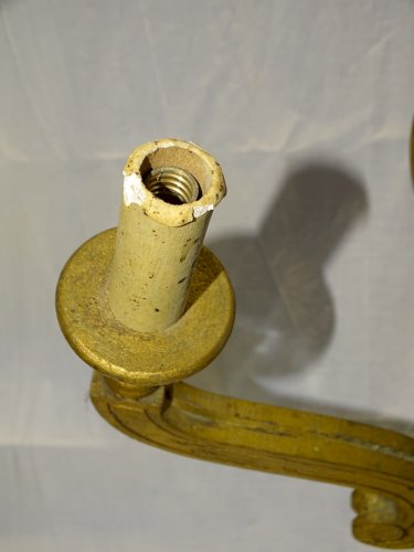 -JOLI ANCIEN LUSTRE BOIS DORE 5 BRANCHES POUR AMPOULES A VISSER déco    D