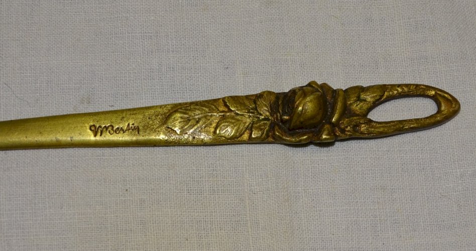 -JOLI ANCIEN OUVRE LETTRE COUPE PAPIER BRONZE ART DECO signé M.BERTIN BUREAU  D