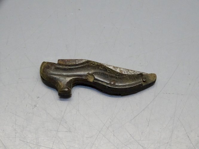 -JOLI ANCIEN PETIT COUTEAU PLIANT MINIATURE FORME CHAUSSURE