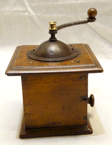 -JOLI ANCIEN PETIT MOULIN A POIVRE PEUGEOT Frères VALENTIGNEY DOUBS COLLECTION D