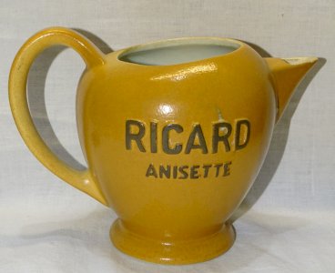 BEAUTIFUL OLD PITCHER RICARD ANISETTE CERAMIC WORKSHOPS RICARD BISTRO DISPLAY D