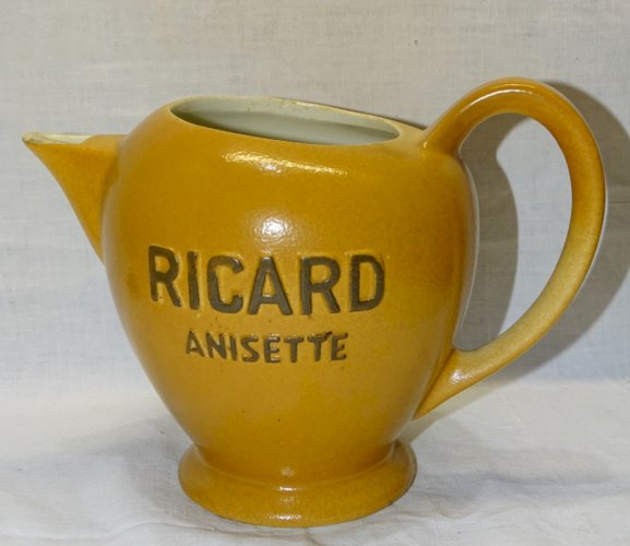 -JOLI ANCIEN PICHET RICARD ANISETTE ATELIERS CERAMIQUE RICARD BISTROT VITRINE  D