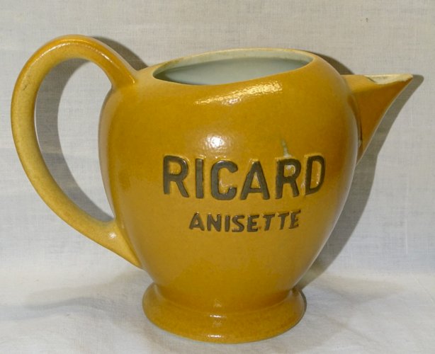 -JOLI ANCIEN PICHET RICARD ANISETTE ATELIERS CERAMIQUE RICARD BISTROT VITRINE  D