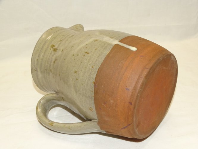 -JOLI ANCIEN PICHET TERRE CUITE HAUT EMAILLE A COULURES DECO TABLE COLLECTION  D