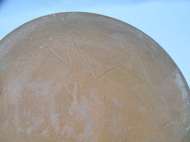 -JOLI ANCIEN PICHET TERRE CUITE HAUT EMAILLE A COULURES DECO TABLE COLLECTION  D