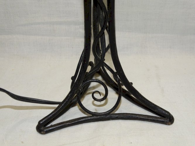 -JOLI ANCIEN PIED DE LAMPE ART DECO FER FORGE sans marque apparente DECO XXe   D