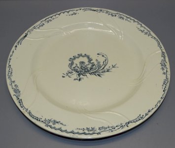 -JOLI ANCIEN PLAT CERAMIQUE SALINS MODELE TRIANON FORME RONDE COLLECTION  D