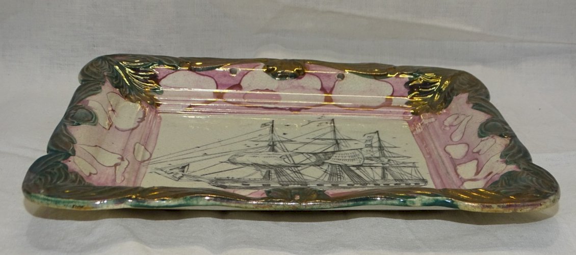 -JOLI ANCIEN PLAT DECORATIF MURAL CERAMIQUE CRAQUELEE déco GRAND VOILIER   D