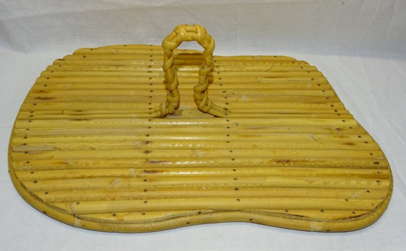 -JOLI ANCIEN PLATEAU A FROMAGE BAMBOU VINTAGE COLLECTION DESIGN XXe    D