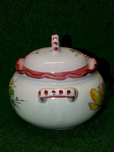 -JOLI ANCIEN POT COUVERT BONBONNIERE CERAMIQUE NON MARQUEE RENOLEAU ?    D