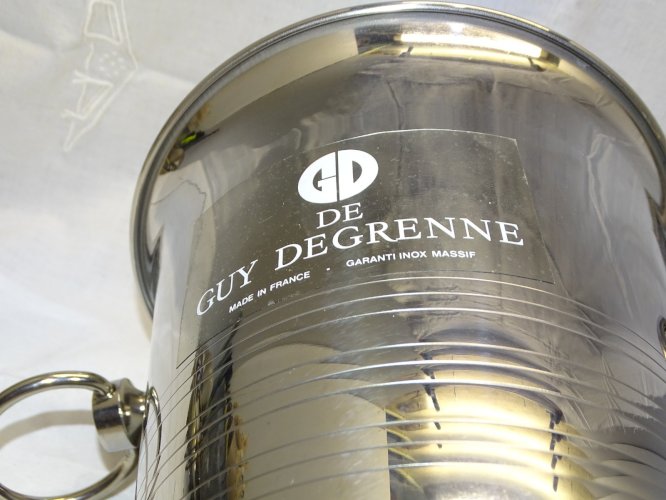 - JOLI ANCIEN SEAU A CHAMPAGNE GUY DEGRENNE en INOX MASSIF TABLE de FETES    D
