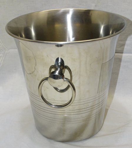 - JOLI ANCIEN SEAU A CHAMPAGNE GUY DEGRENNE en INOX MASSIF TABLE de FETES    D